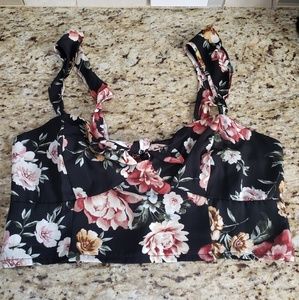 Wild Fable Floral  black Crop Top